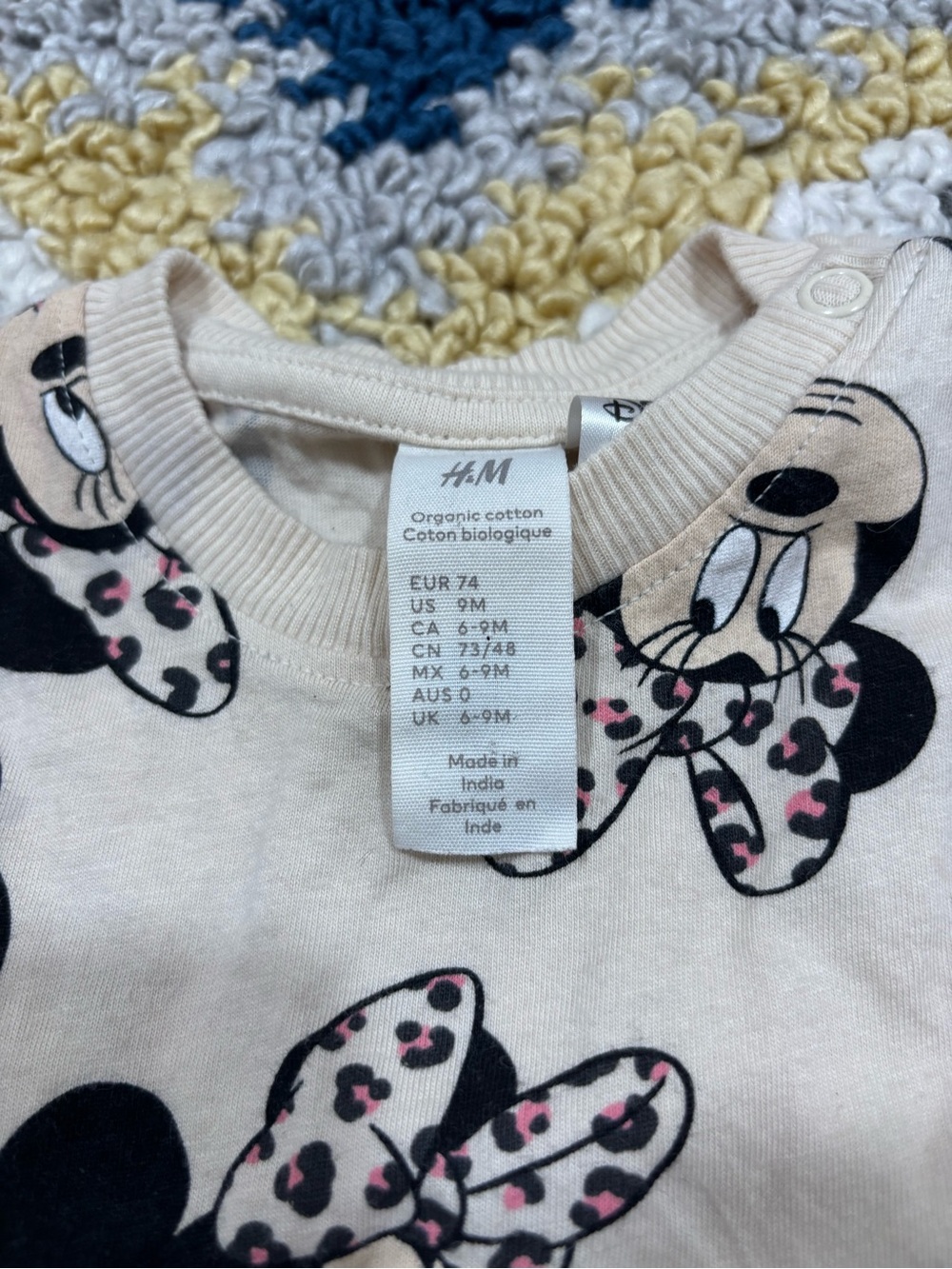 H&M Minnie Mouse Set - Picture 3 of 4